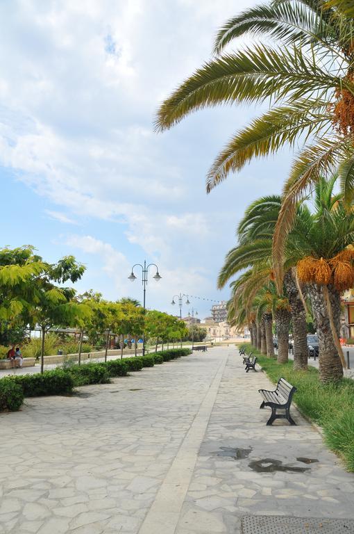Vacanze Romantiche A Модика Экстерьер фото